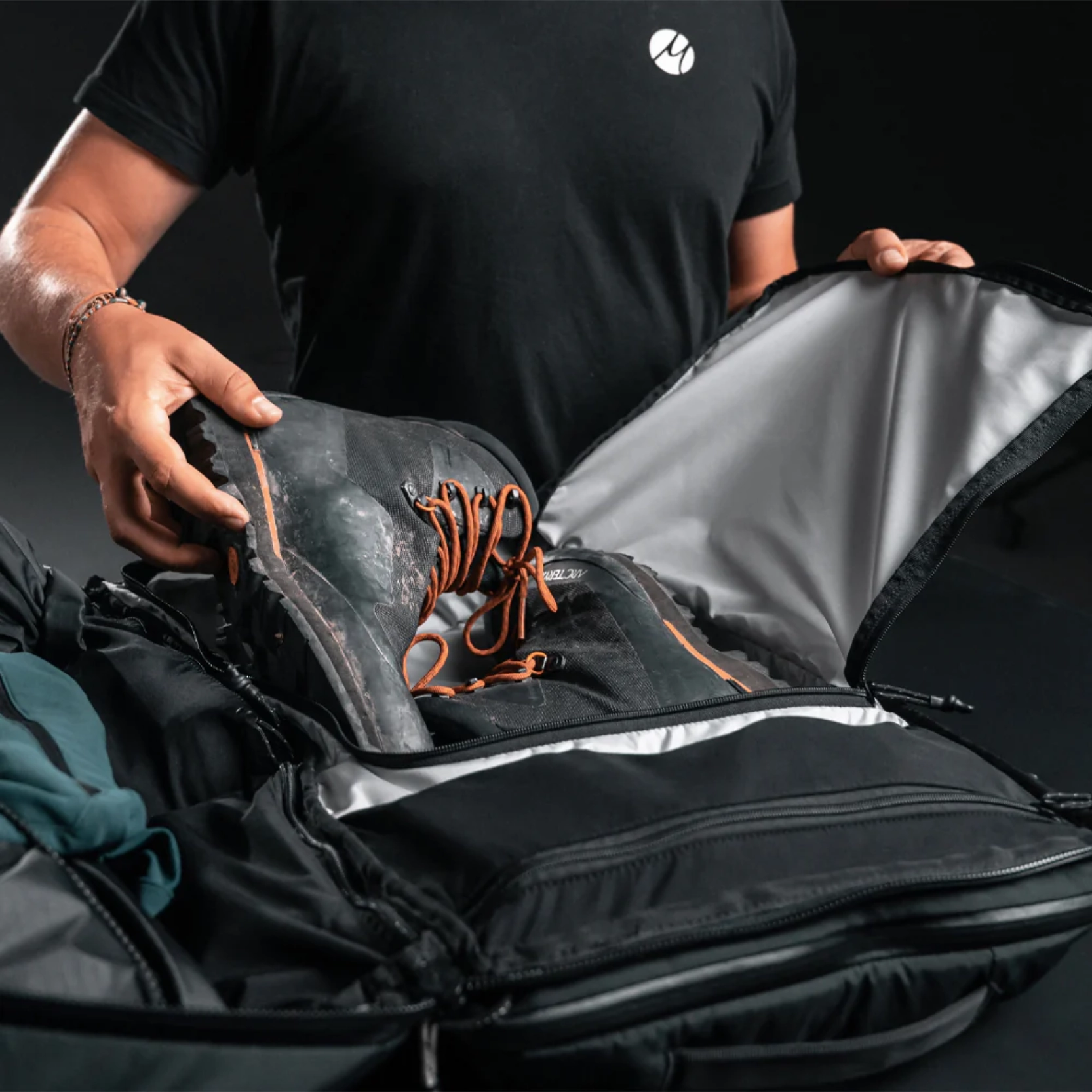 Matador GlobeRider45 Travel Backpack - Black