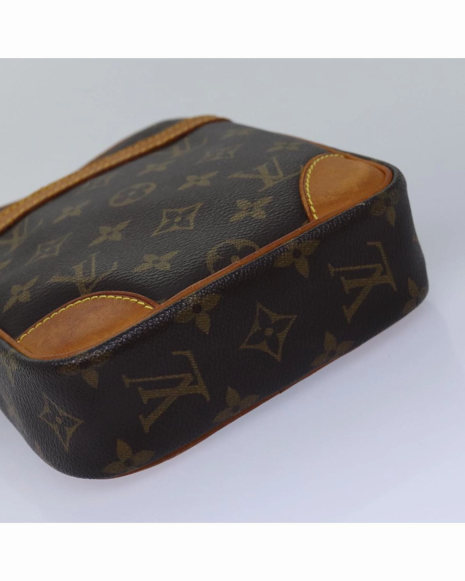Monogram Canvas Pochette Crossbody Bag M51873