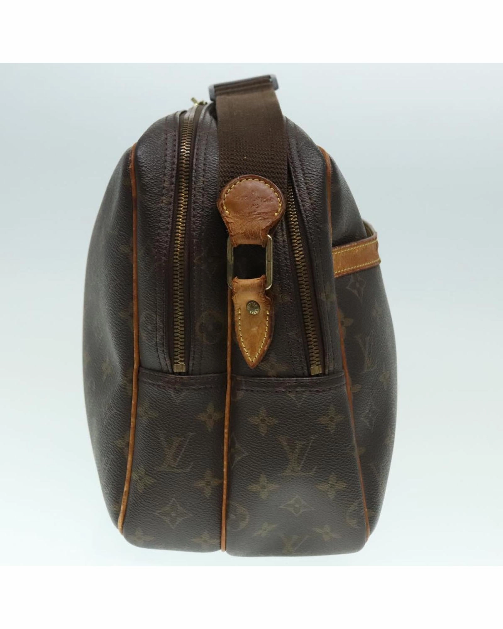 Monogram Reporter GM Shoulder Bag