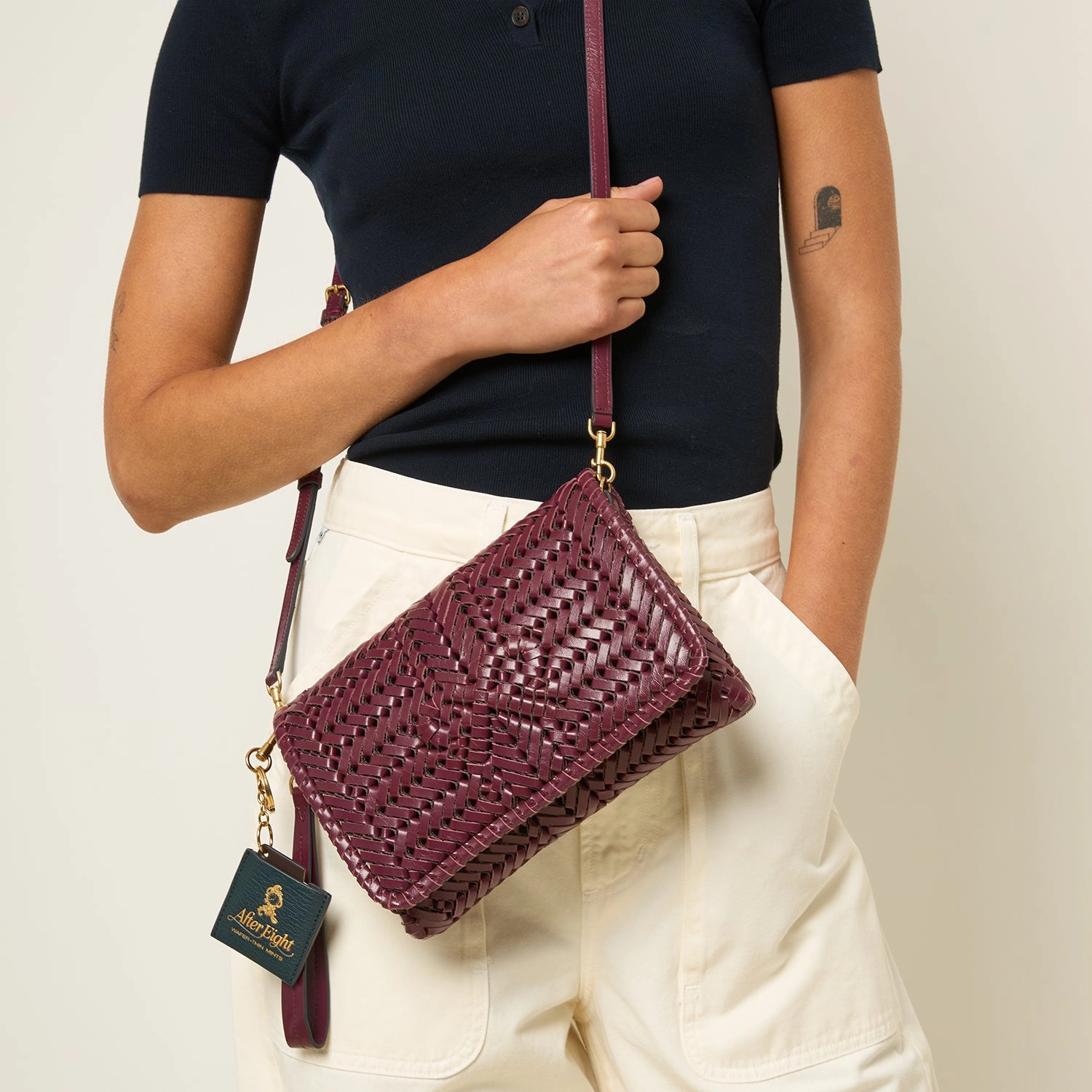 Neeson Cross-body