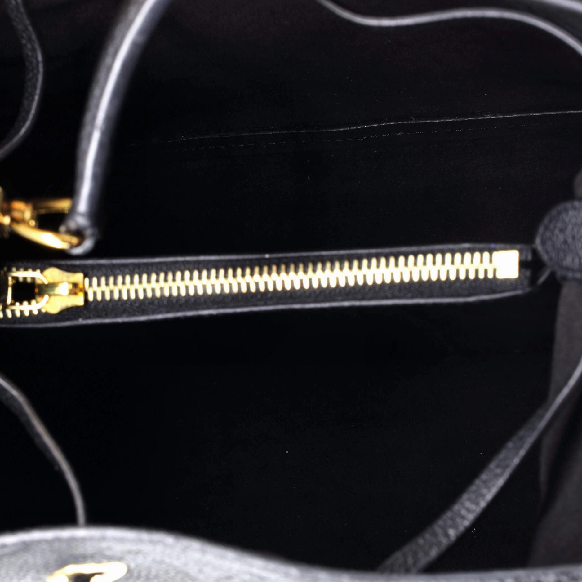 NeoNoe Handbag Monogram Empreinte Leather MM