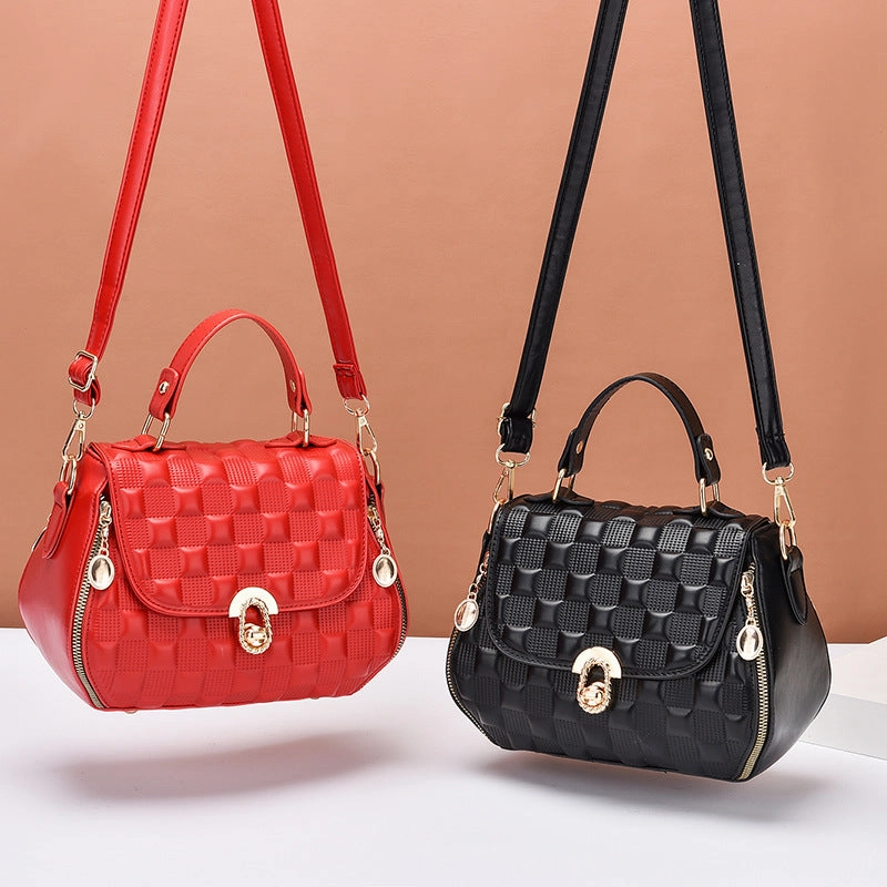 New Simple Embroidered Thread Large Capacity Shoulder Bag