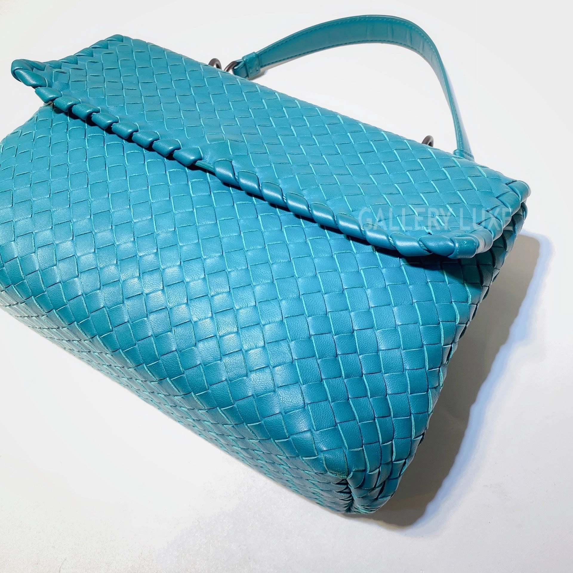 No.2968-Bottega Veneta Intrecciato Shoulder Bag