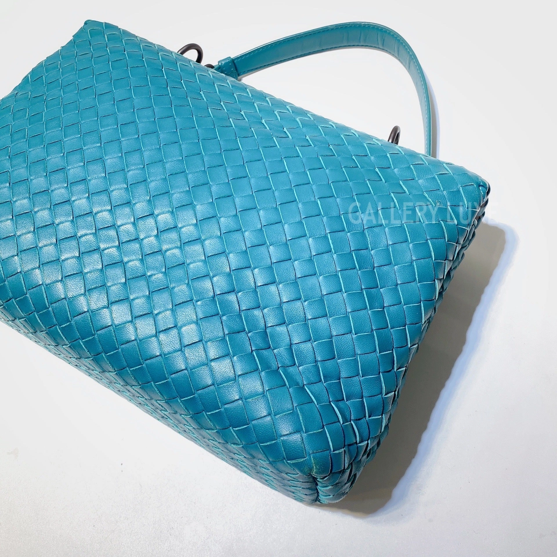 No.2968-Bottega Veneta Intrecciato Shoulder Bag