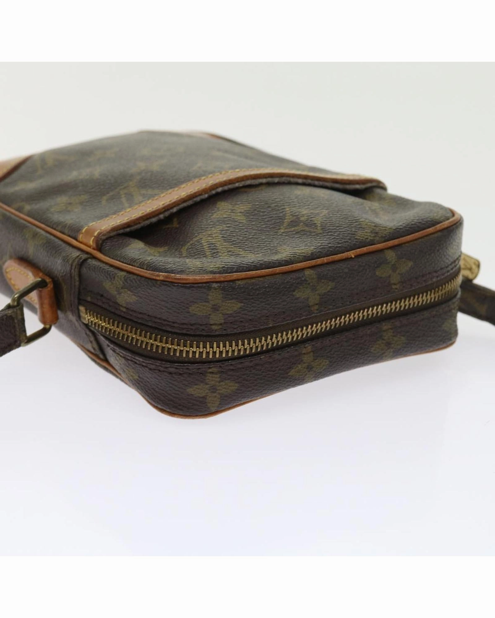 Pochette Crossbody Bag Monogram Canvas