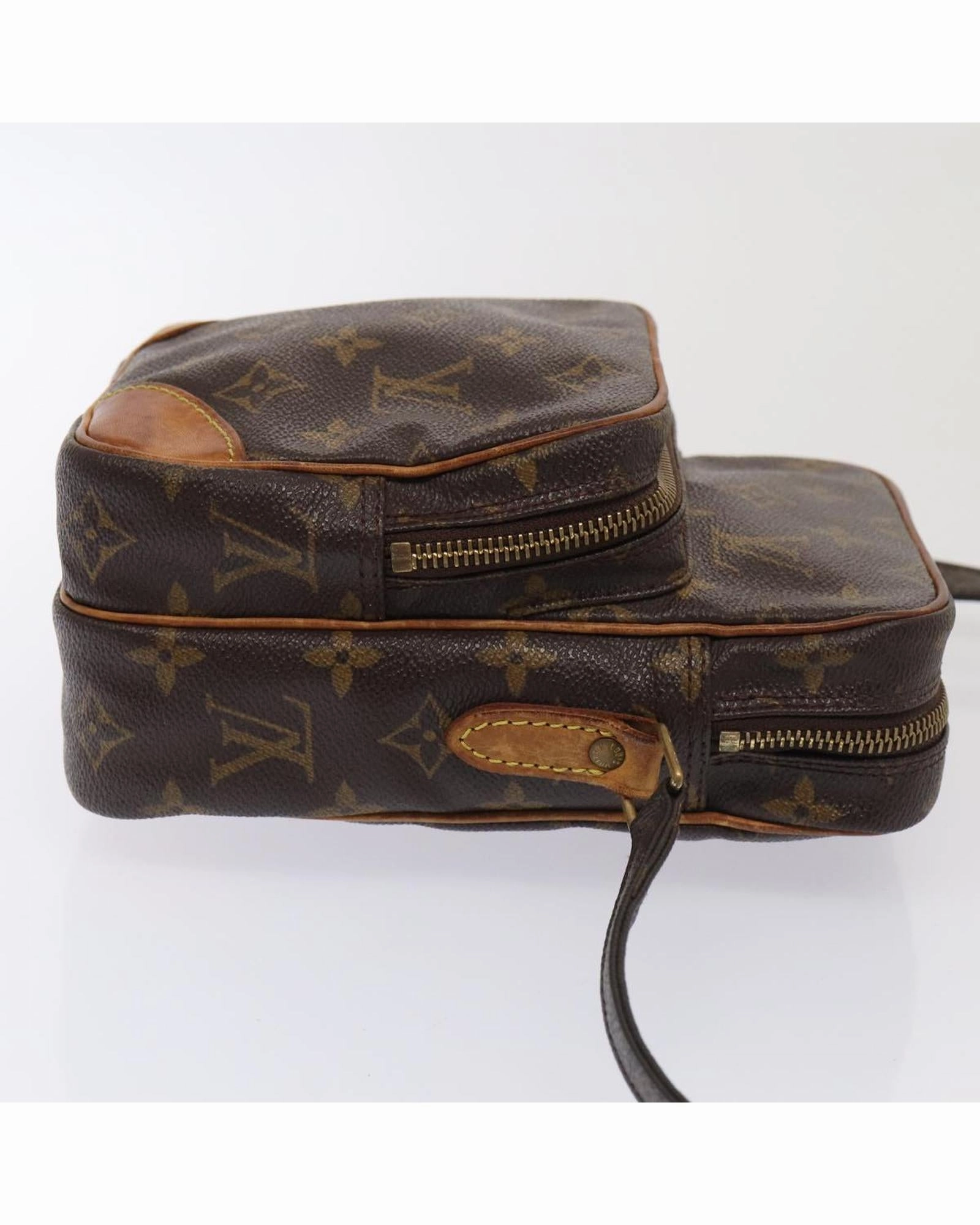 Pochette Crossbody Bag Monogram Canvas
