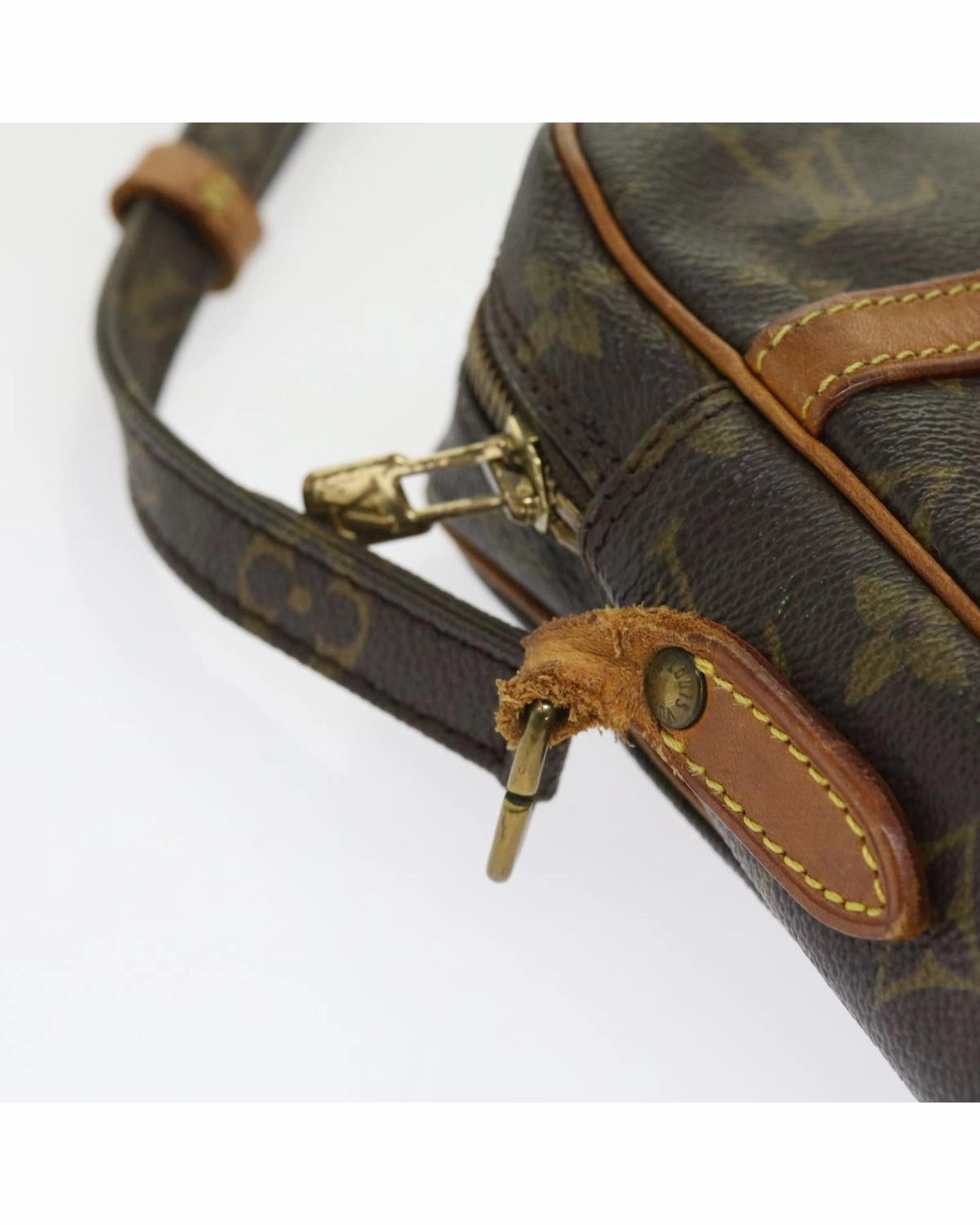 Pochette Crossbody Bag Monogram Canvas
