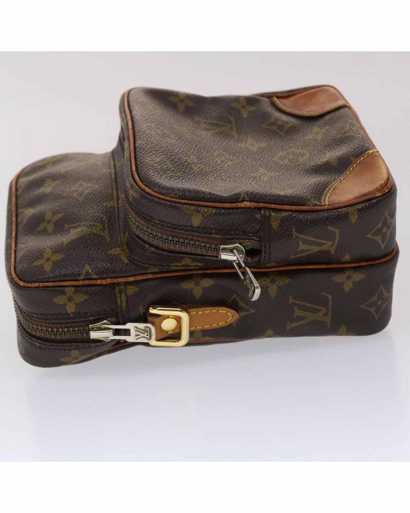 Pochette Crossbody Bag