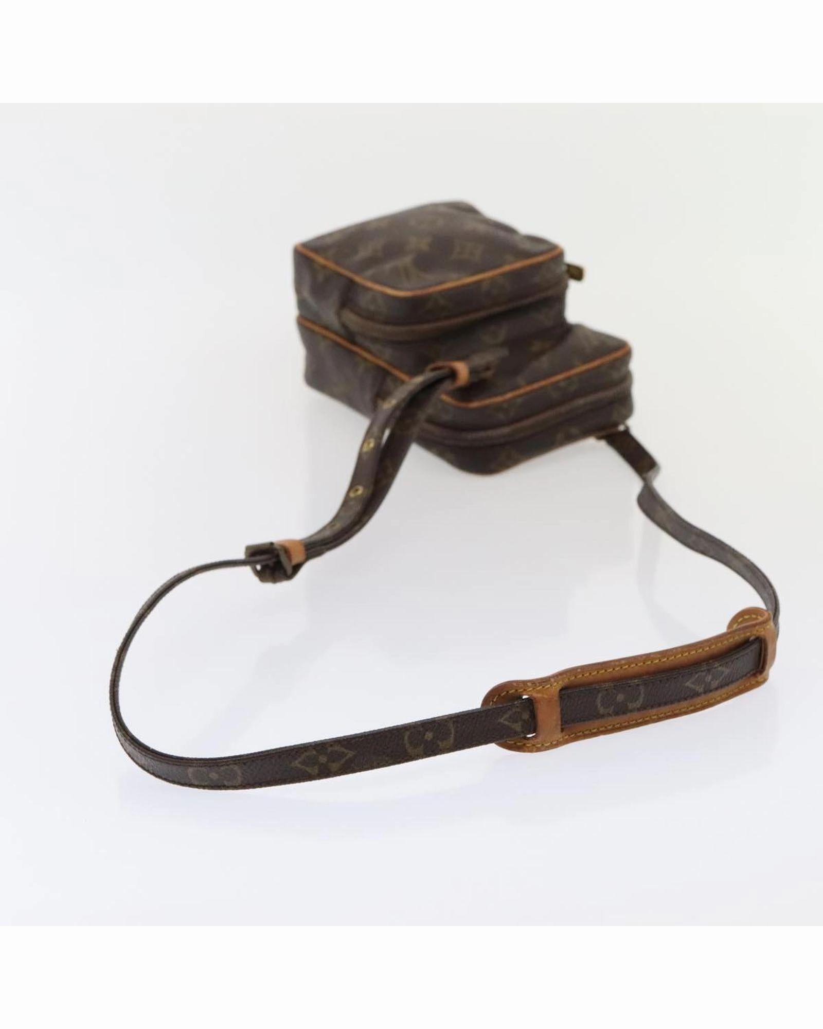 Pochette Crossbody Bag