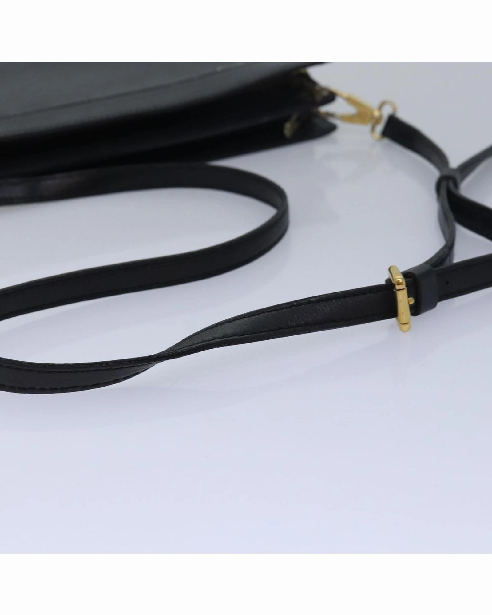 Pochette Epi Leather Shoulder Bag