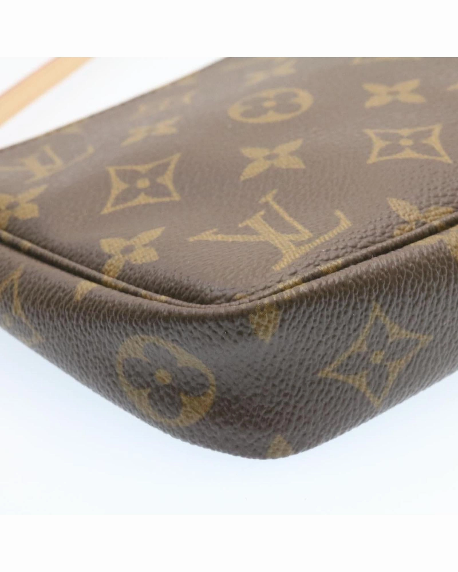 Pochette Panda Shoulder Bag