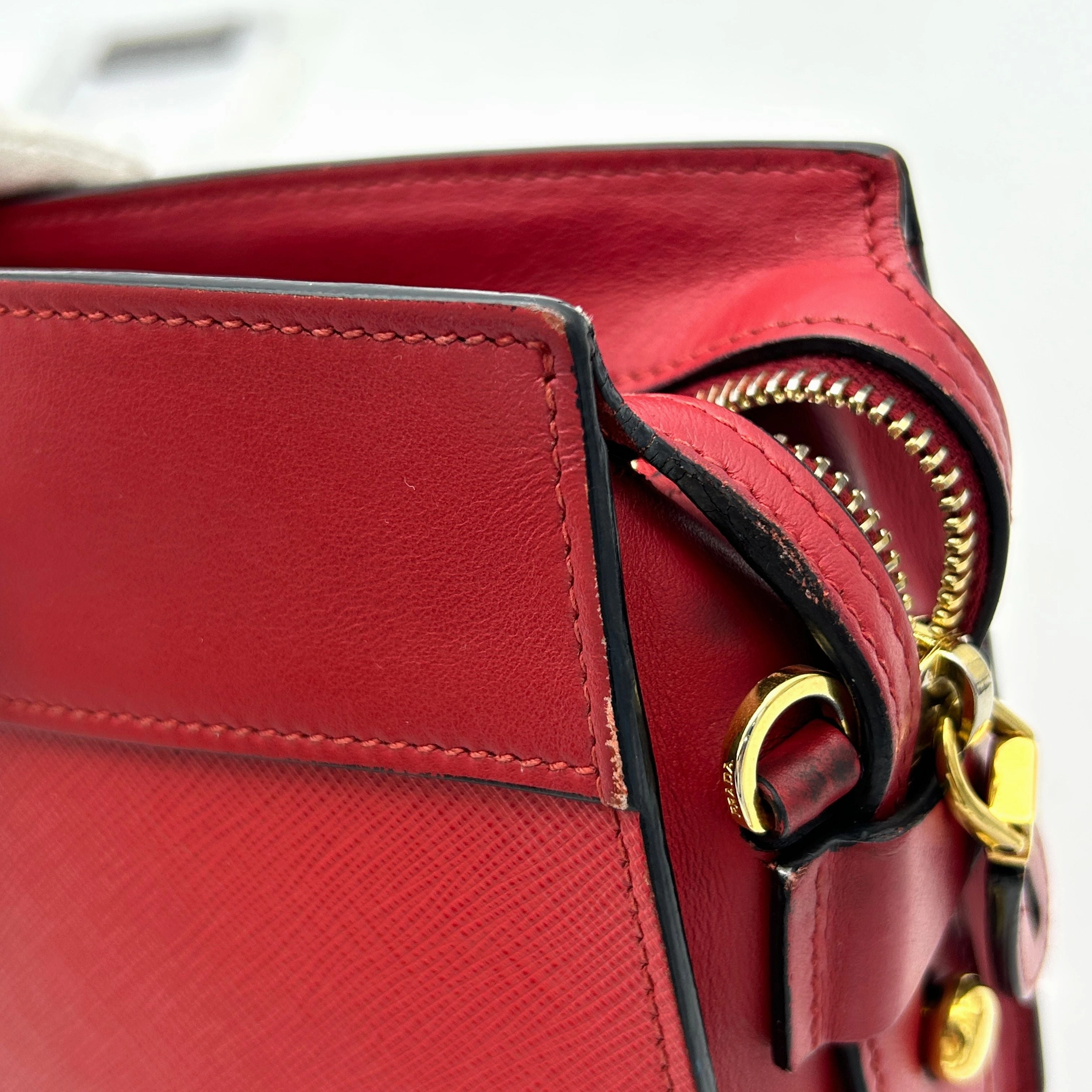 PRADA Saffiano City Calfskin Esplanade Crossbody Bag Rosso LA16027