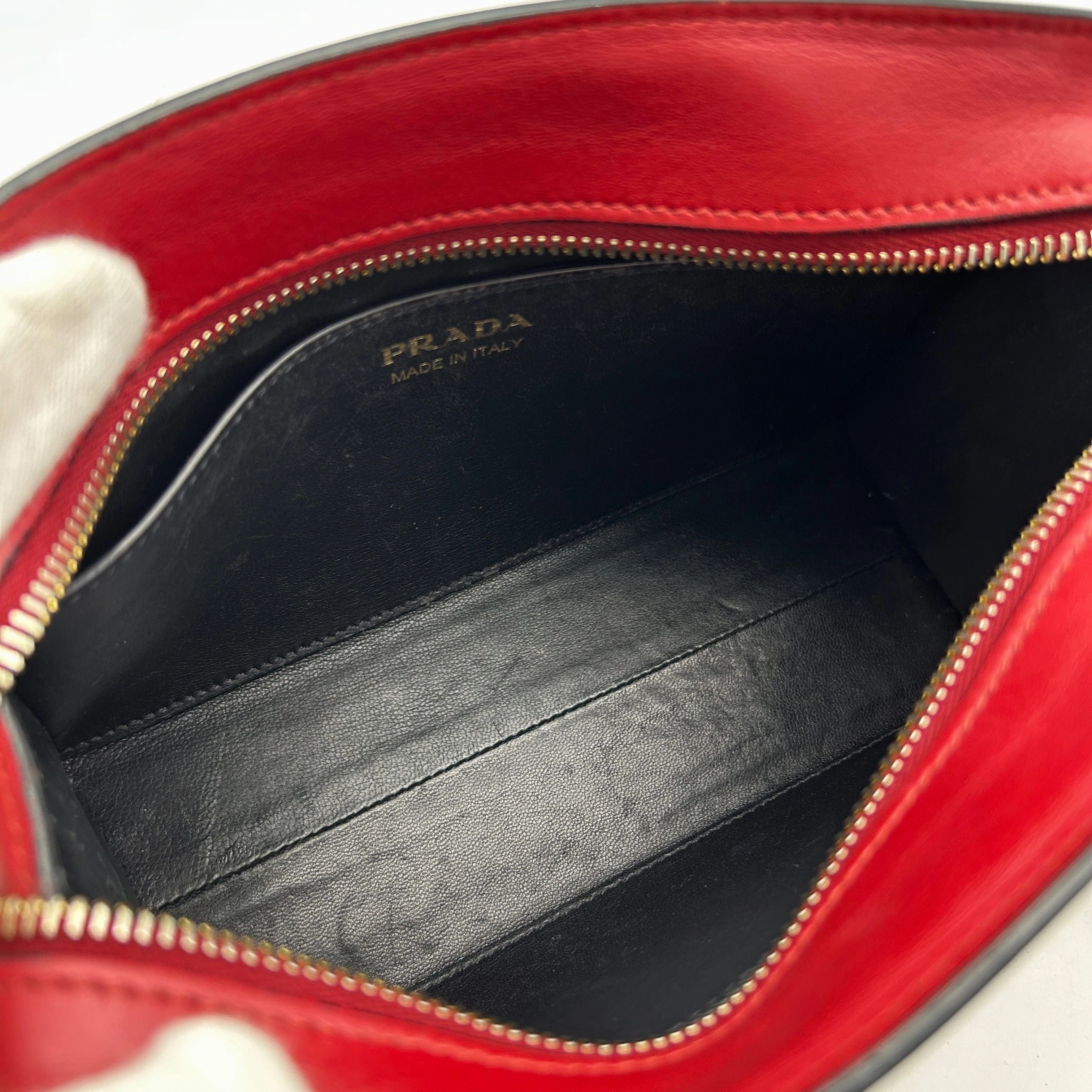 PRADA Saffiano City Calfskin Esplanade Crossbody Bag Rosso LA16027