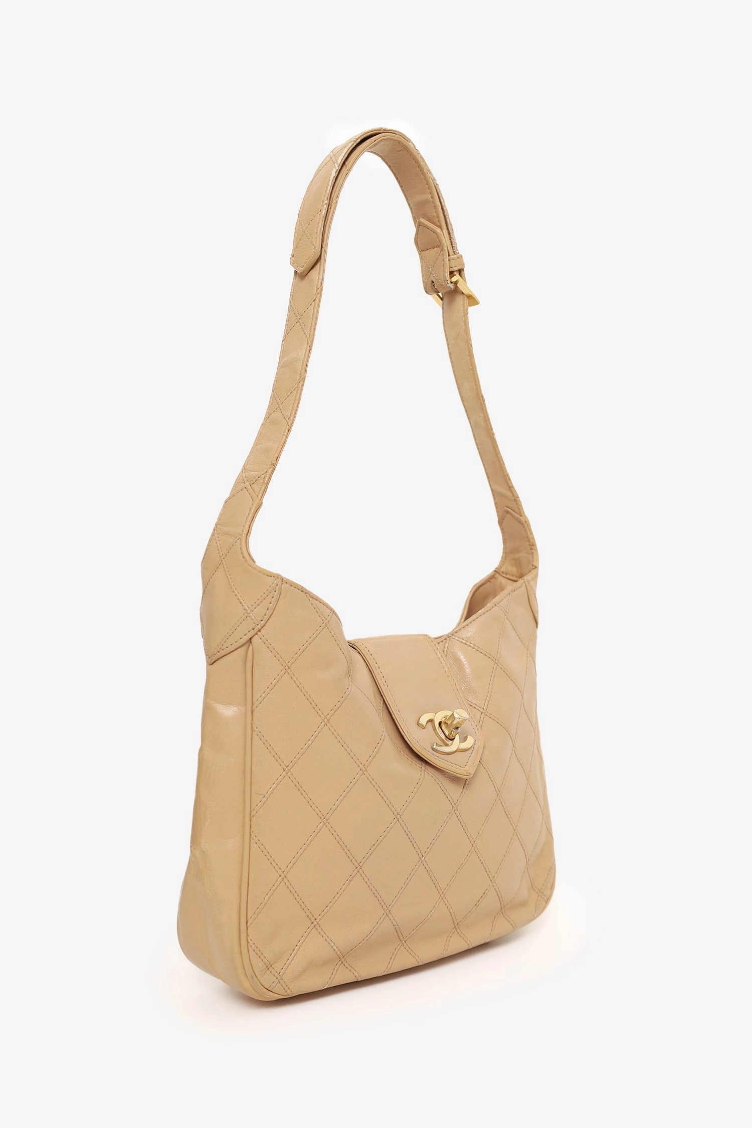 Pre-Loved Chanel 1986-88 Beige Quilted Lambskin CC Hobo Shoulder Bag with Pouch