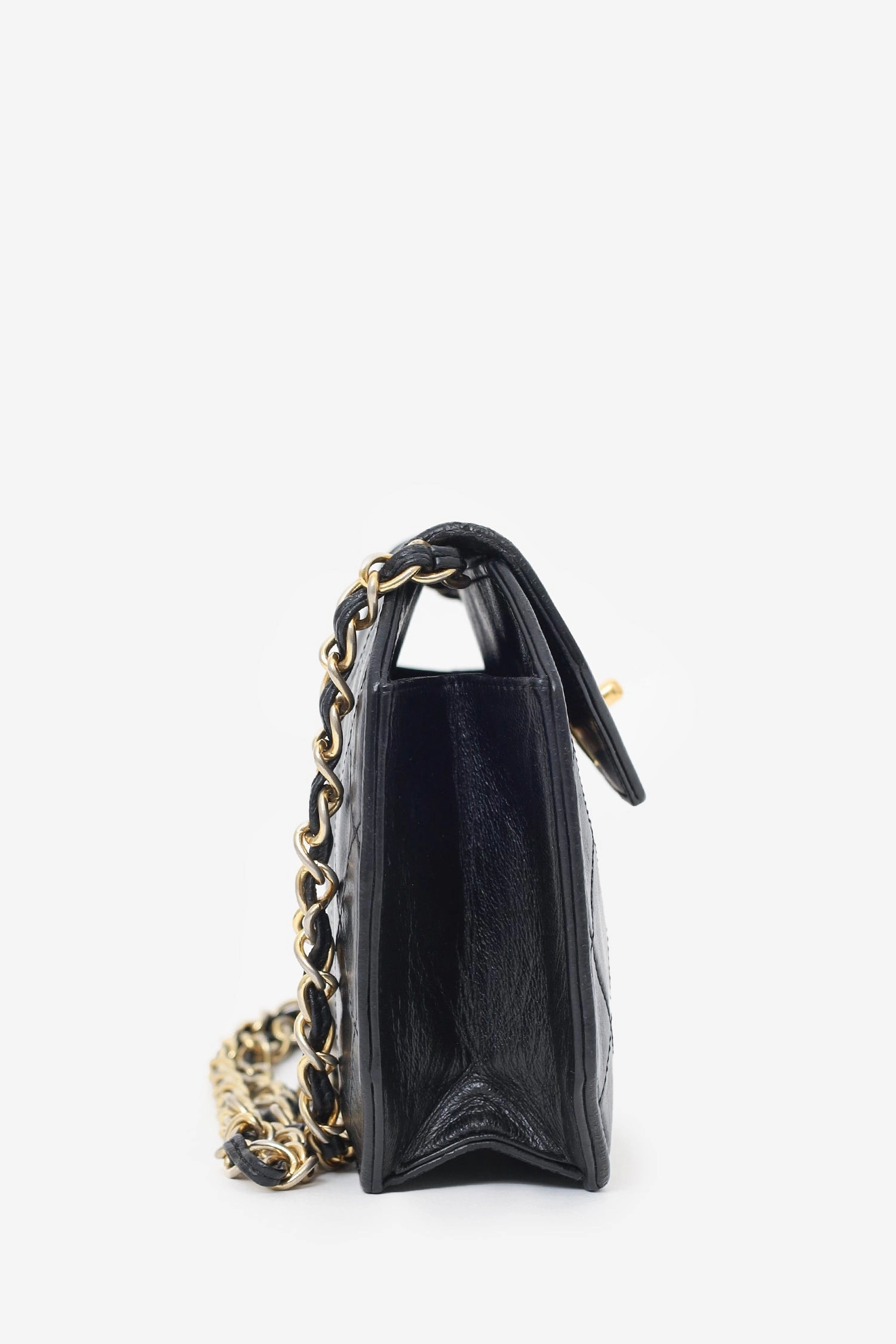 Pre-Loved Chanel Black Quilted Leather Octagon CC Flap Bag