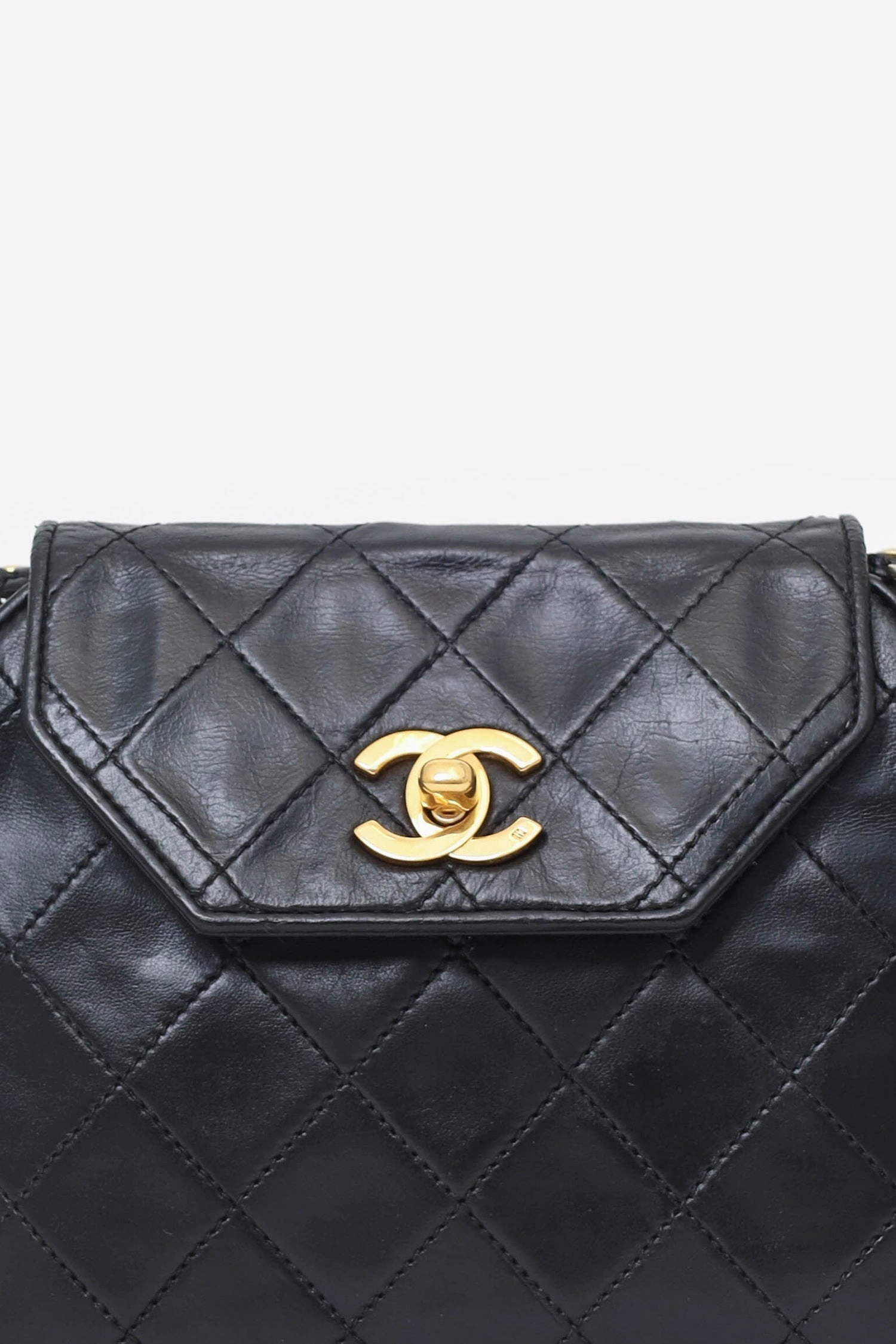 Pre-Loved Chanel Black Quilted Leather Octagon CC Flap Bag