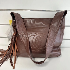 Pre-loved Chanel Crossbody Bag 2757 in Brown Leather