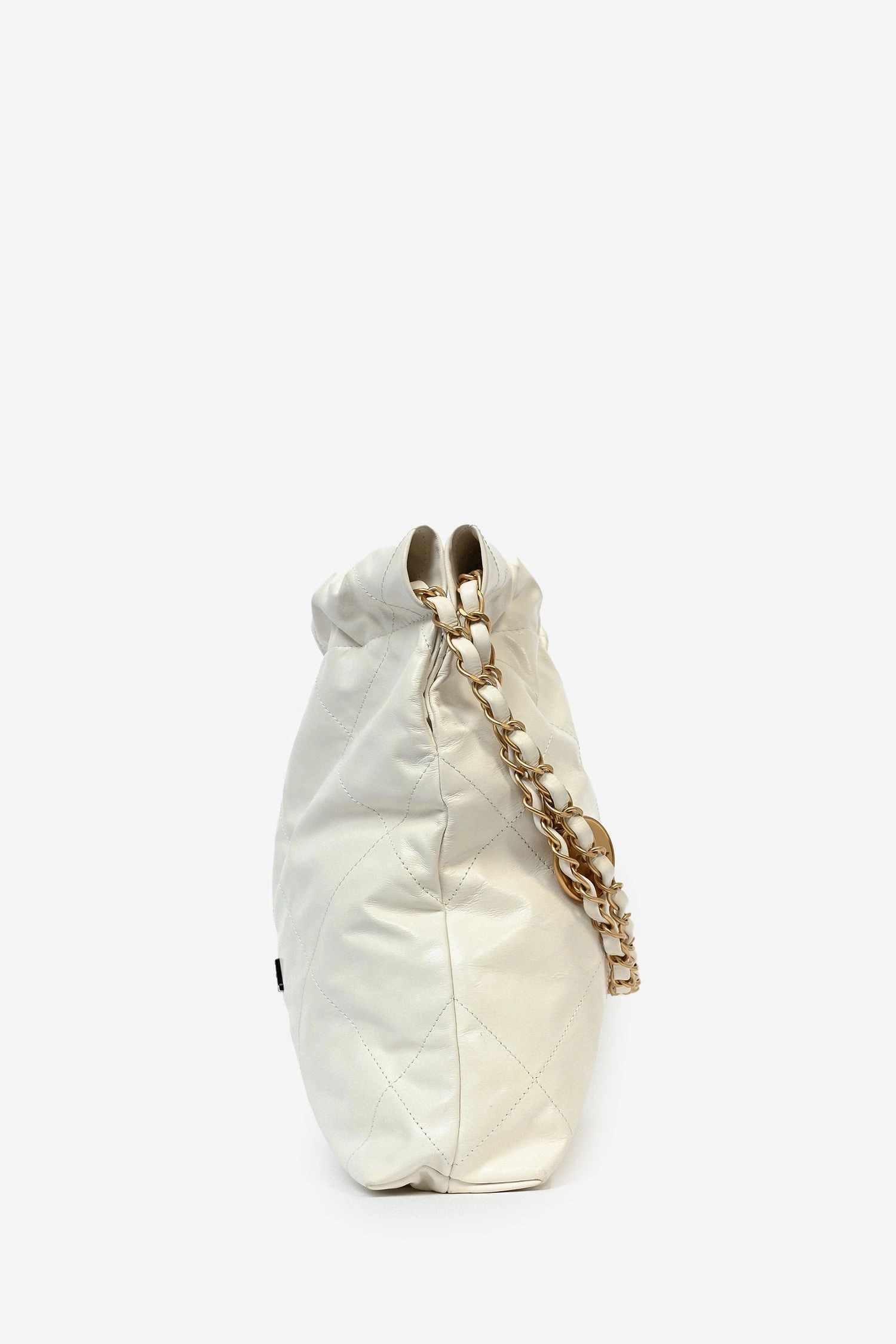 Pre-Loved Chanel White Leather Small Chanel 22 Shoulder Bag