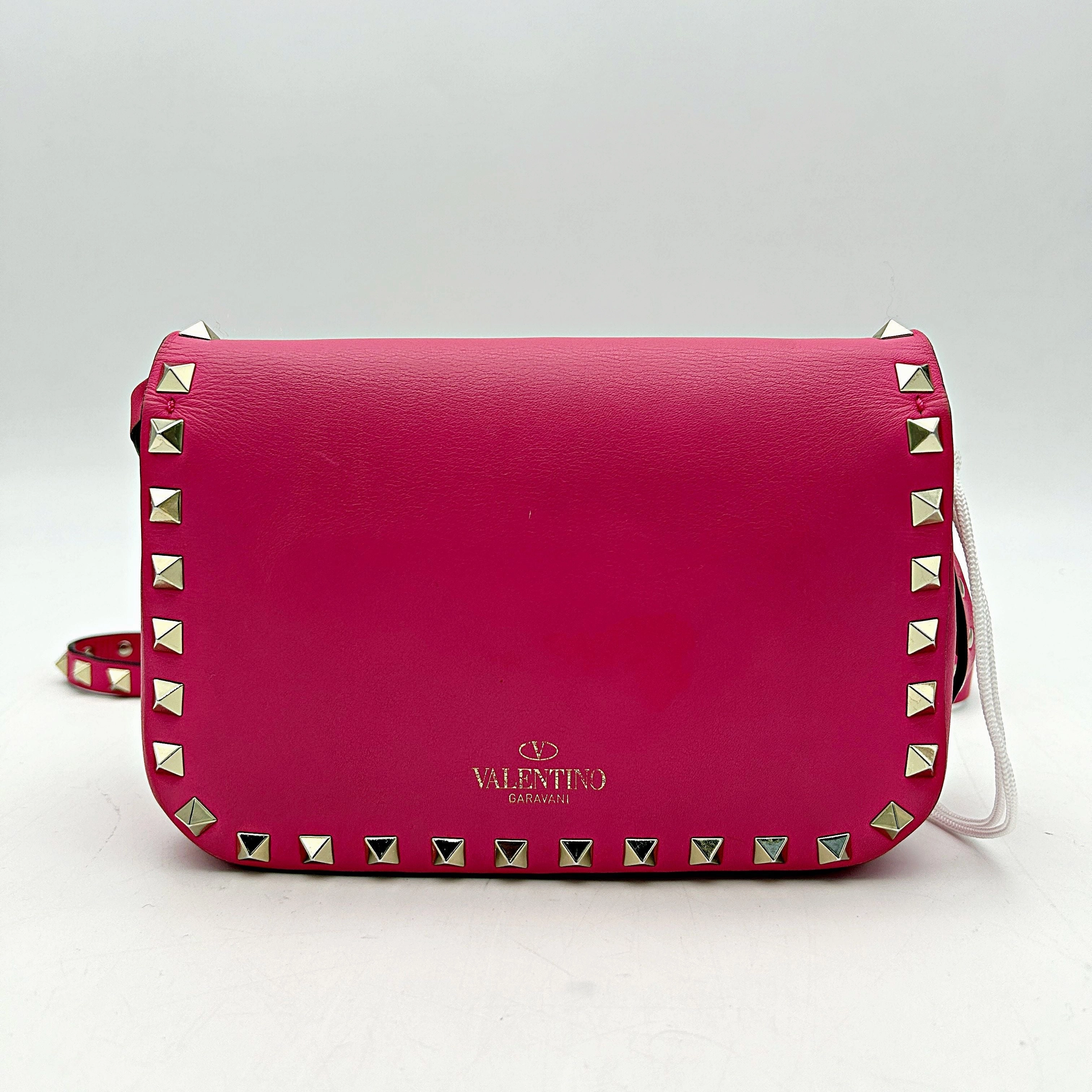 Pre- VALENTINO GARAVANI Vitello Mini Rockstud Flap Saddle Crossbody Bag Fuxia  LA9979