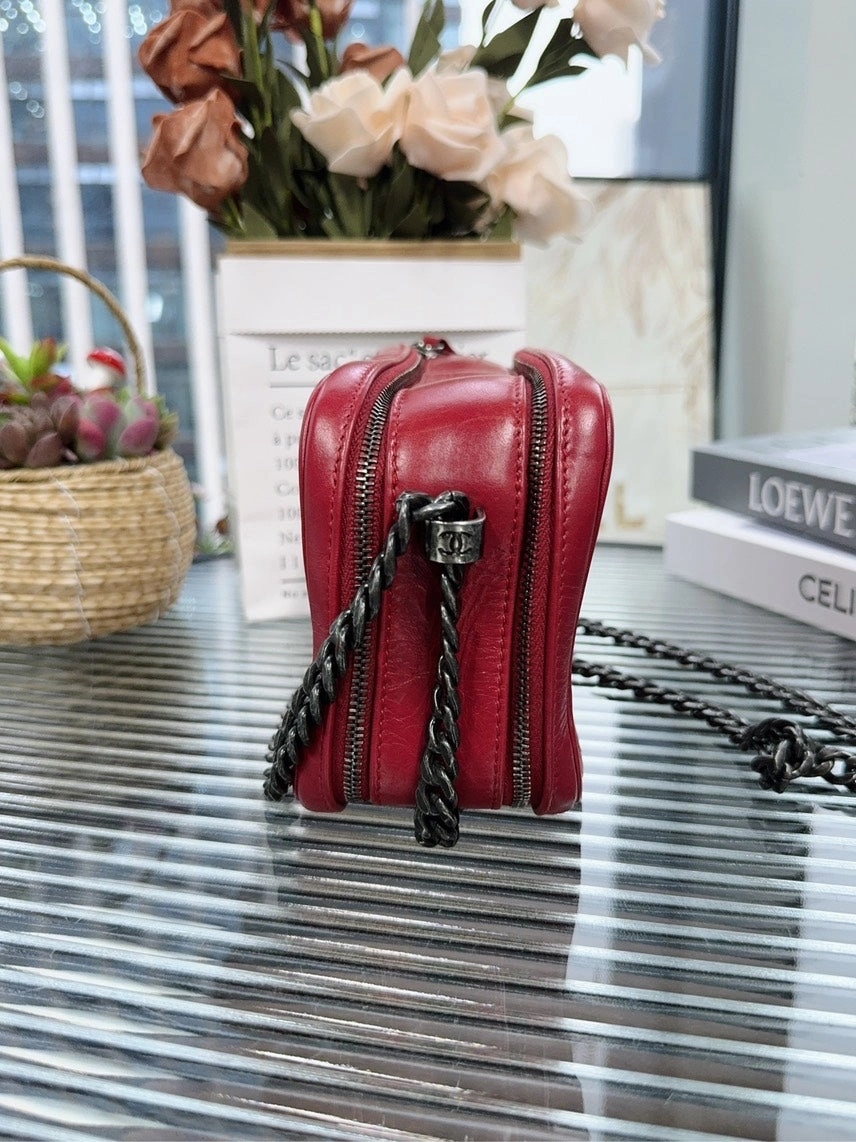 Preloved Chanel Quilted Camera Crossbody Bag in Red Leather