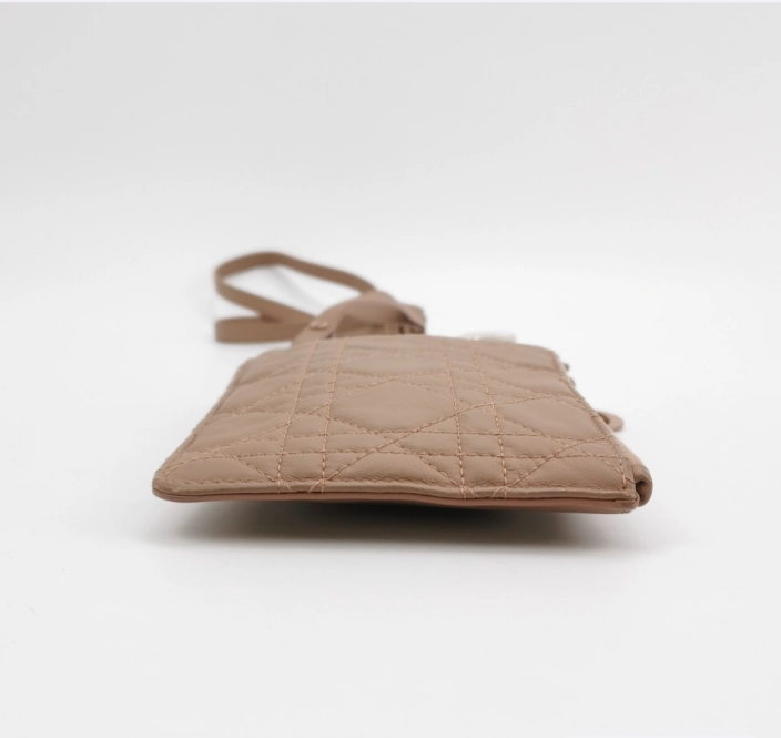 Preloved Dior Crossbody cowhide bag beige 11cm*20cm*1cm 250217781067249