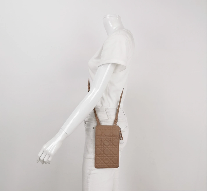 Preloved Dior Crossbody cowhide bag beige 11cm*20cm*1cm 250217781067249