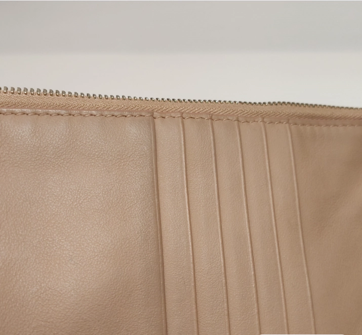 Preloved Dior Crossbody cowhide bag beige 11cm*20cm*1cm 250217781067249