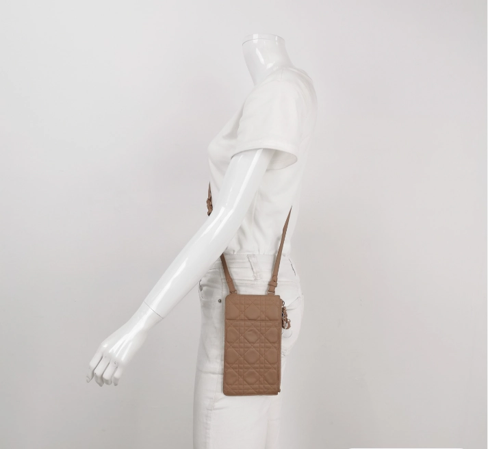 Preloved Dior Crossbody cowhide bag beige 11cm*20cm*1cm 250217781067249