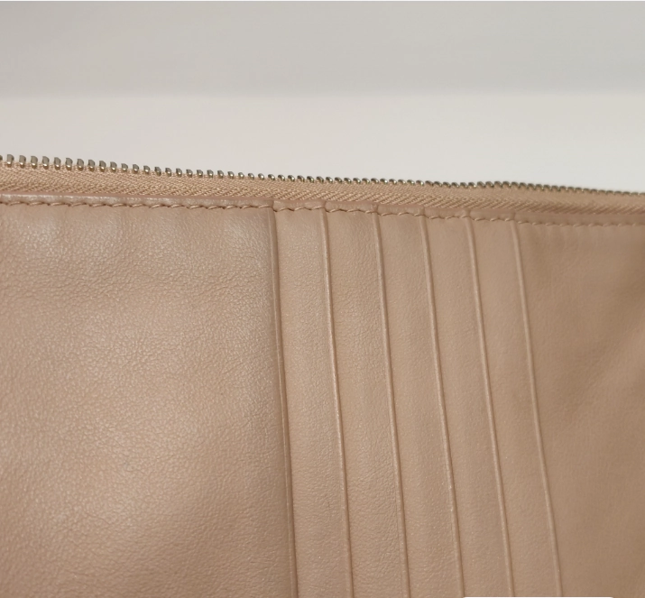 Preloved Dior Crossbody cowhide bag beige 11cm*20cm*1cm 250217781067249