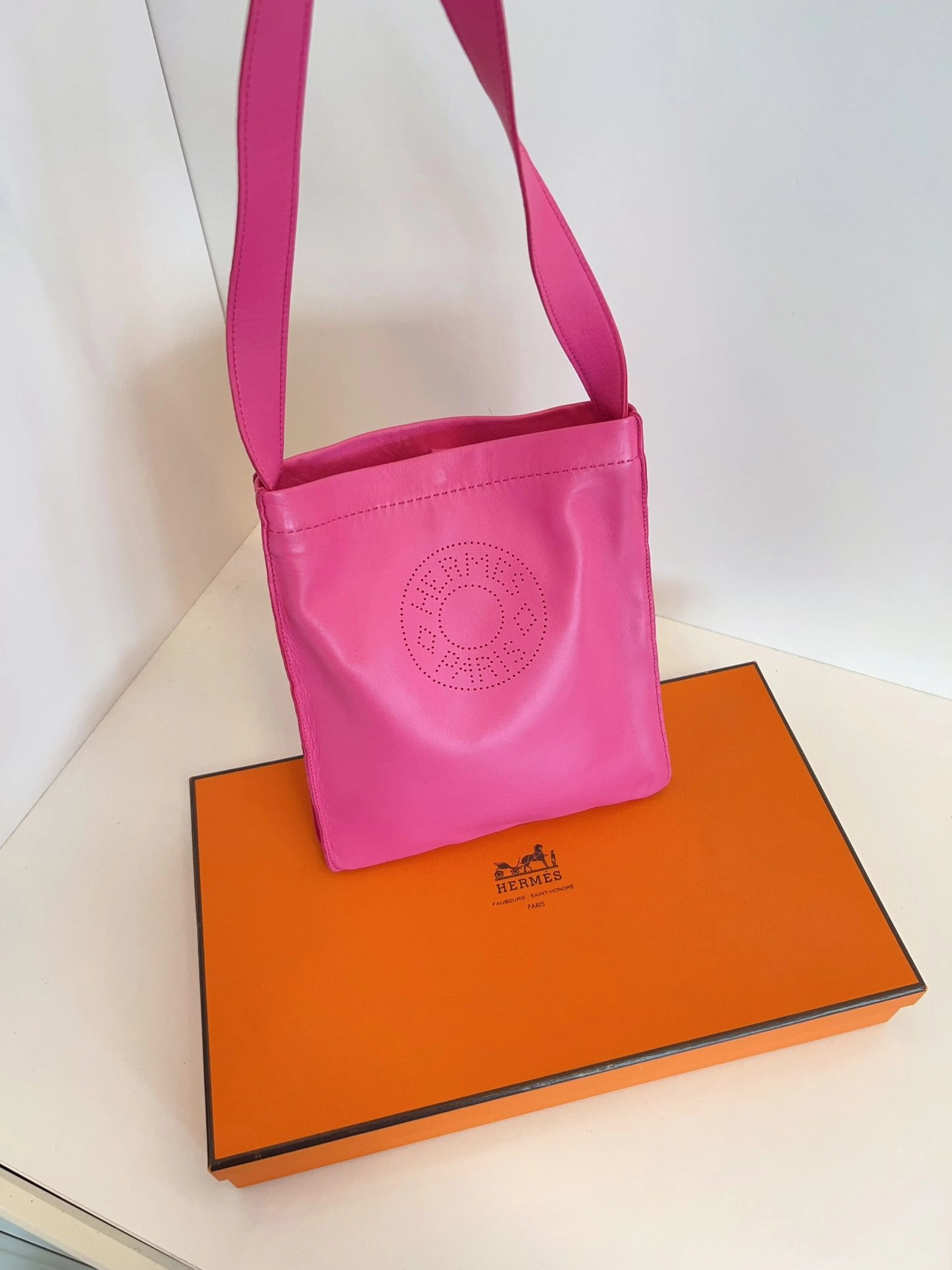 Preloved Herms Nappa crossbody Bag 20*23*2cm pink 117572