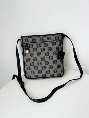 Preloved Loewe Crossbody bag 28*29cm