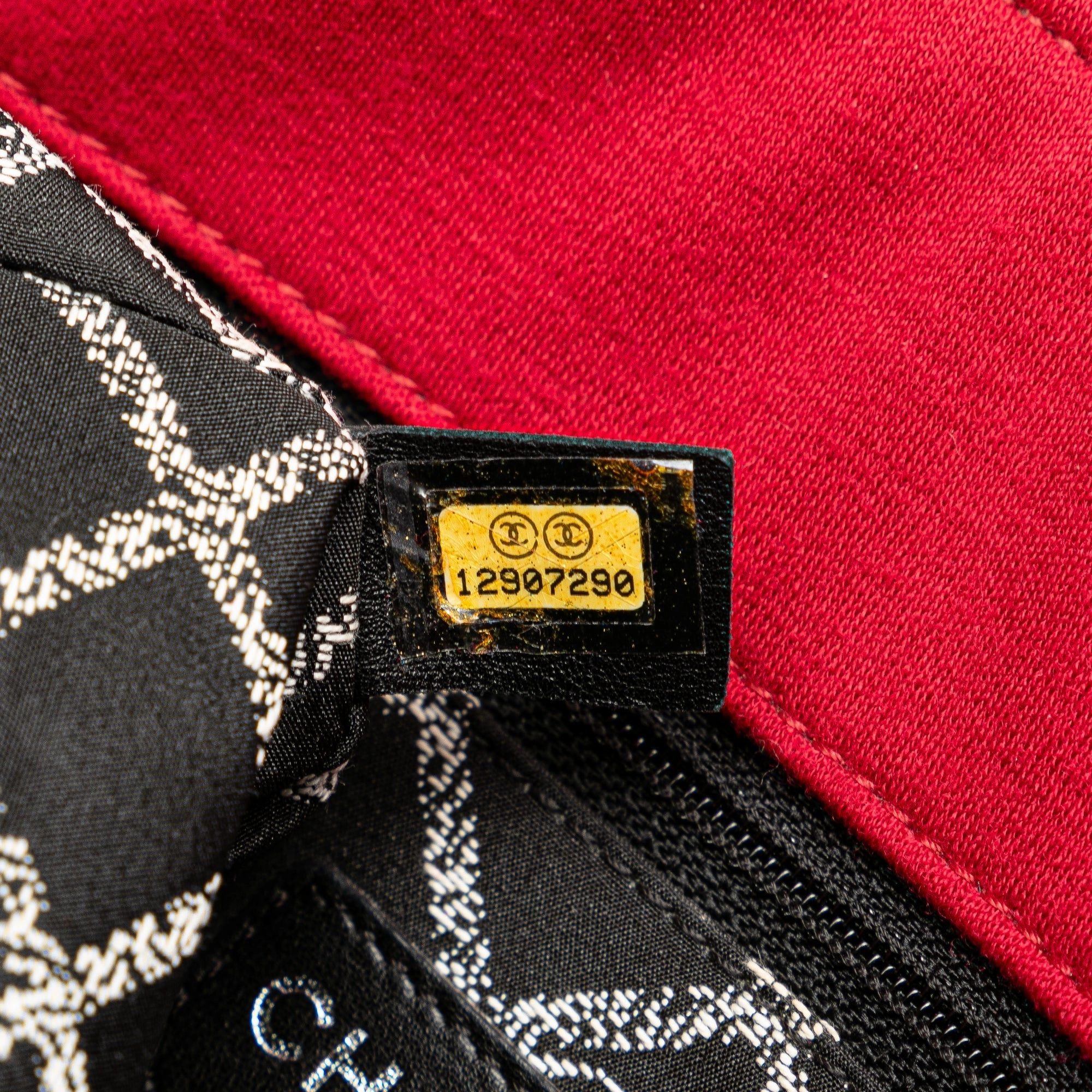 Quilted Jersey Hawaii Crossbody