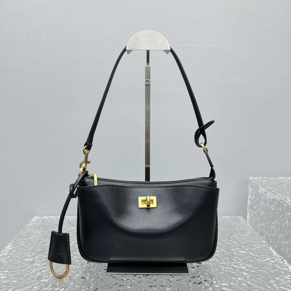 Rodeo Sling Pochette In Black Leather Shoulder Bag for Women