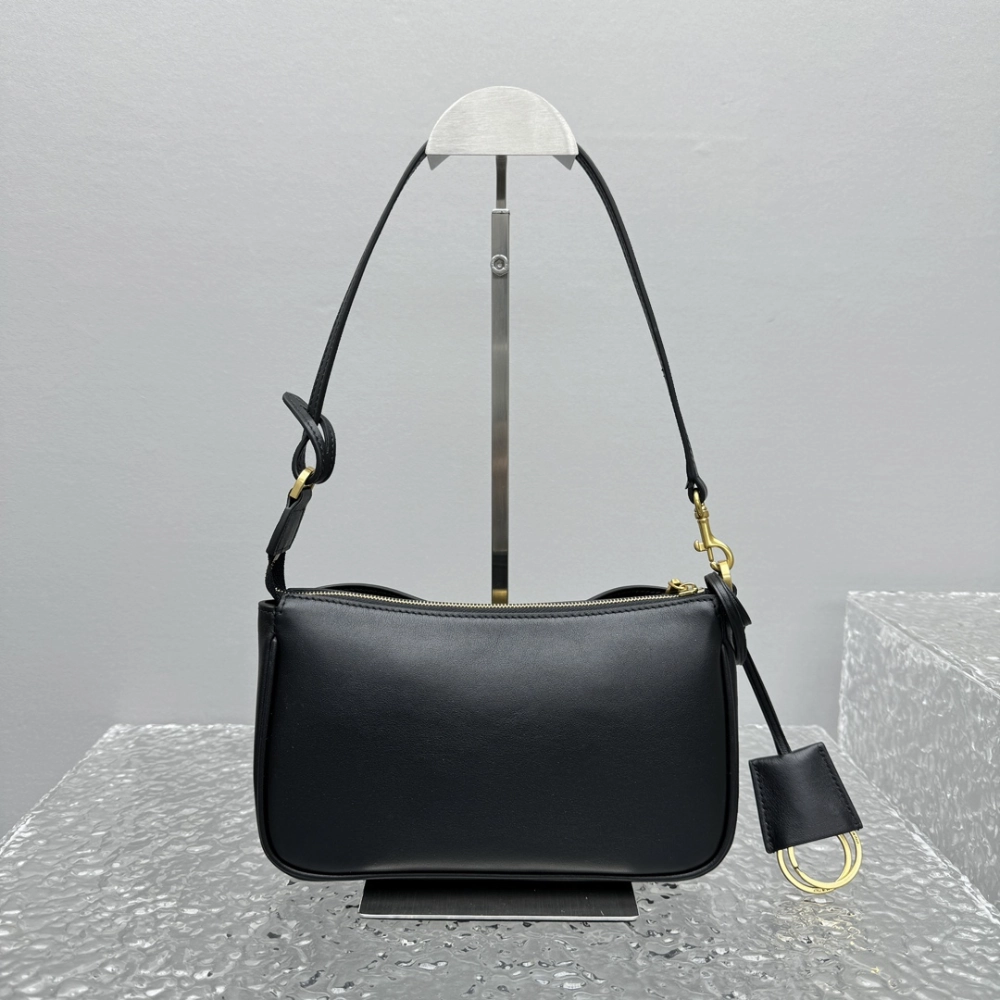 Rodeo Sling Pochette In Black Leather Shoulder Bag for Women