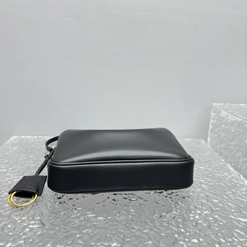 Rodeo Sling Pochette In Black Leather Shoulder Bag for Women