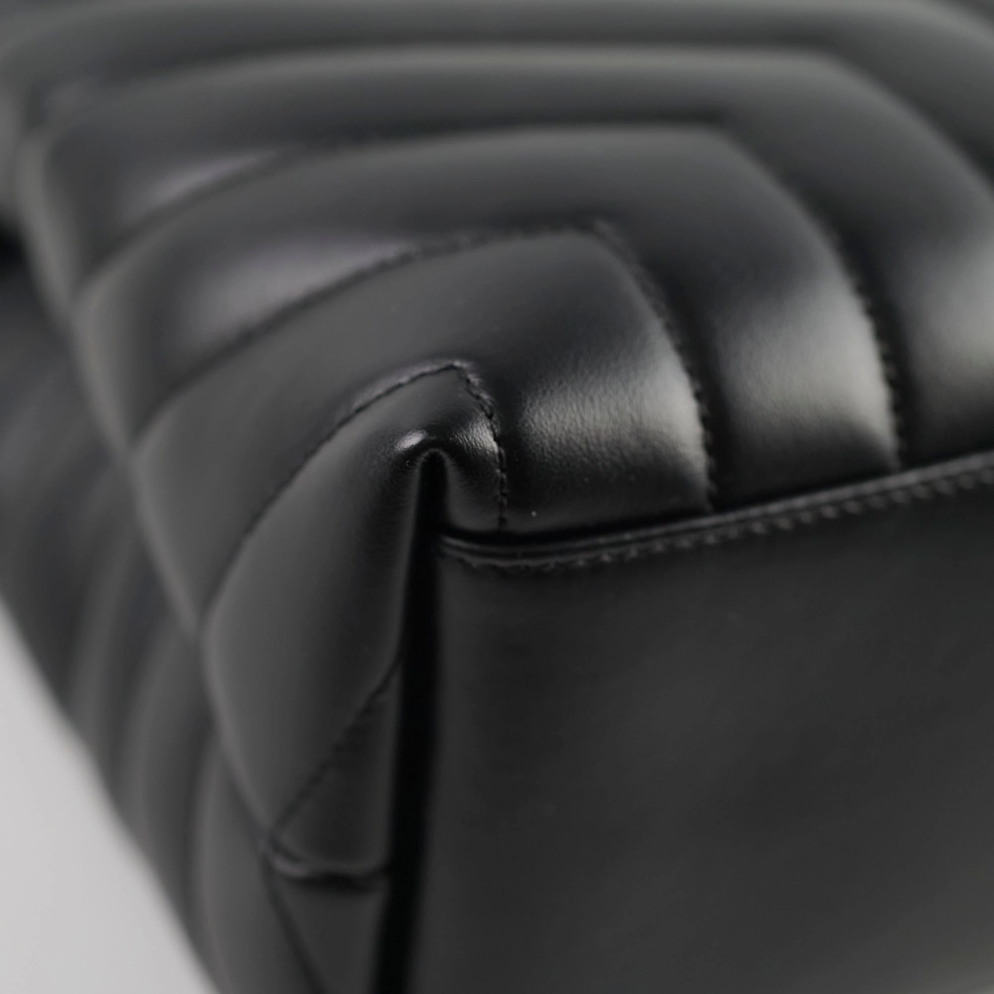 Saint Laurent Lou Lou Medium Shoulder Bag Black