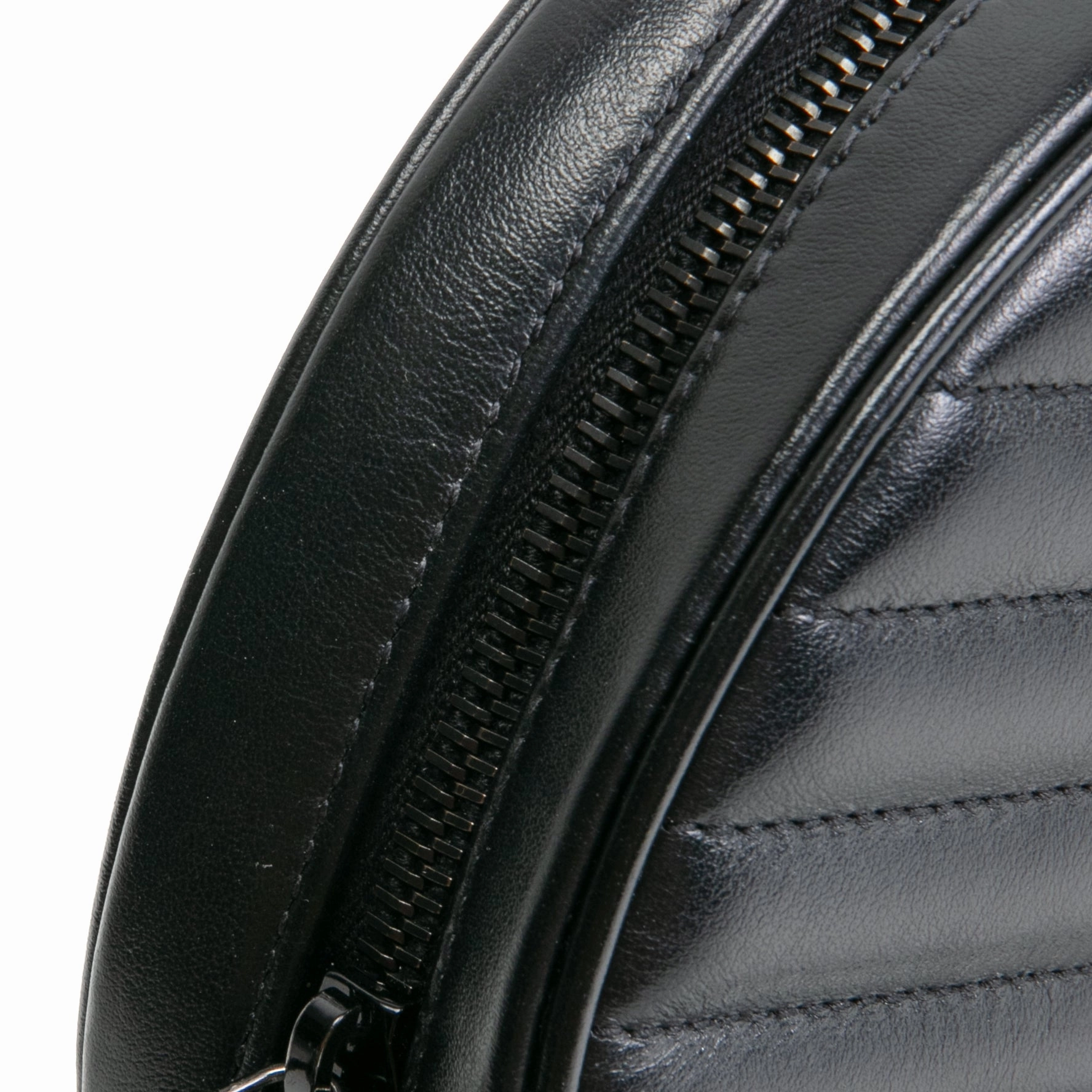 SAINT LAURENT Matelasse Chevron Round Vinyle Bag- Black
