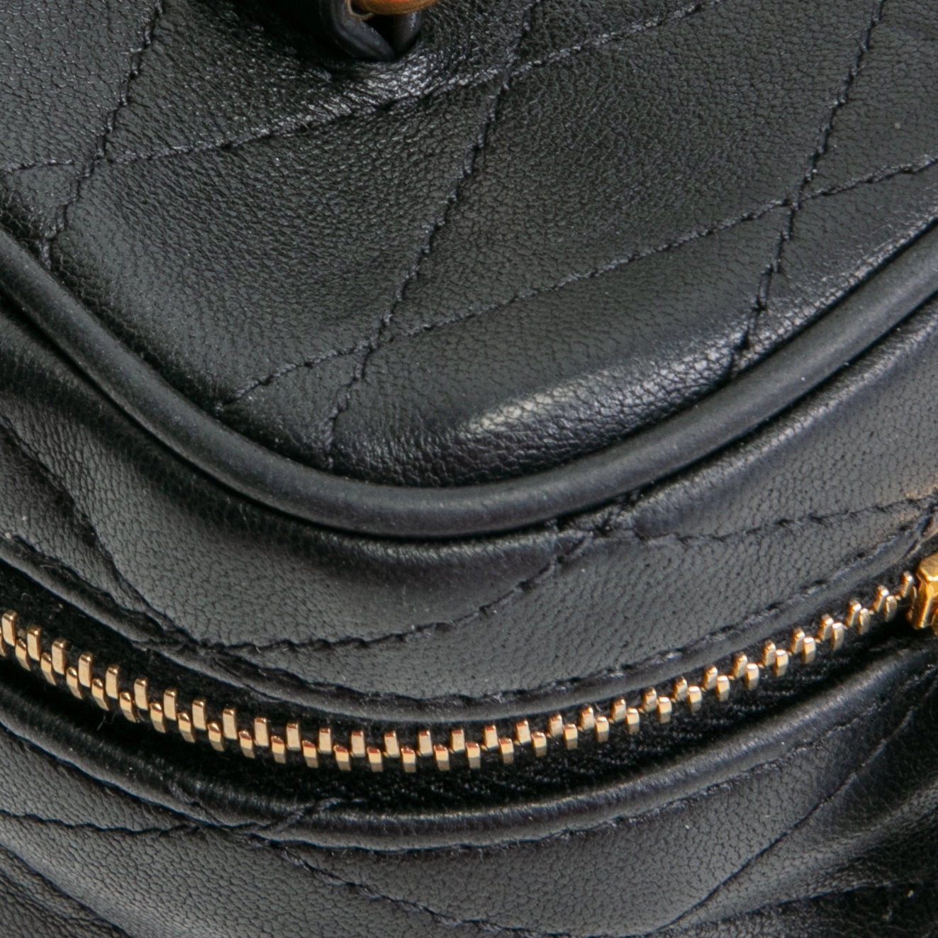 SAINT LAURENT Mini Vanity Crossbody - Black