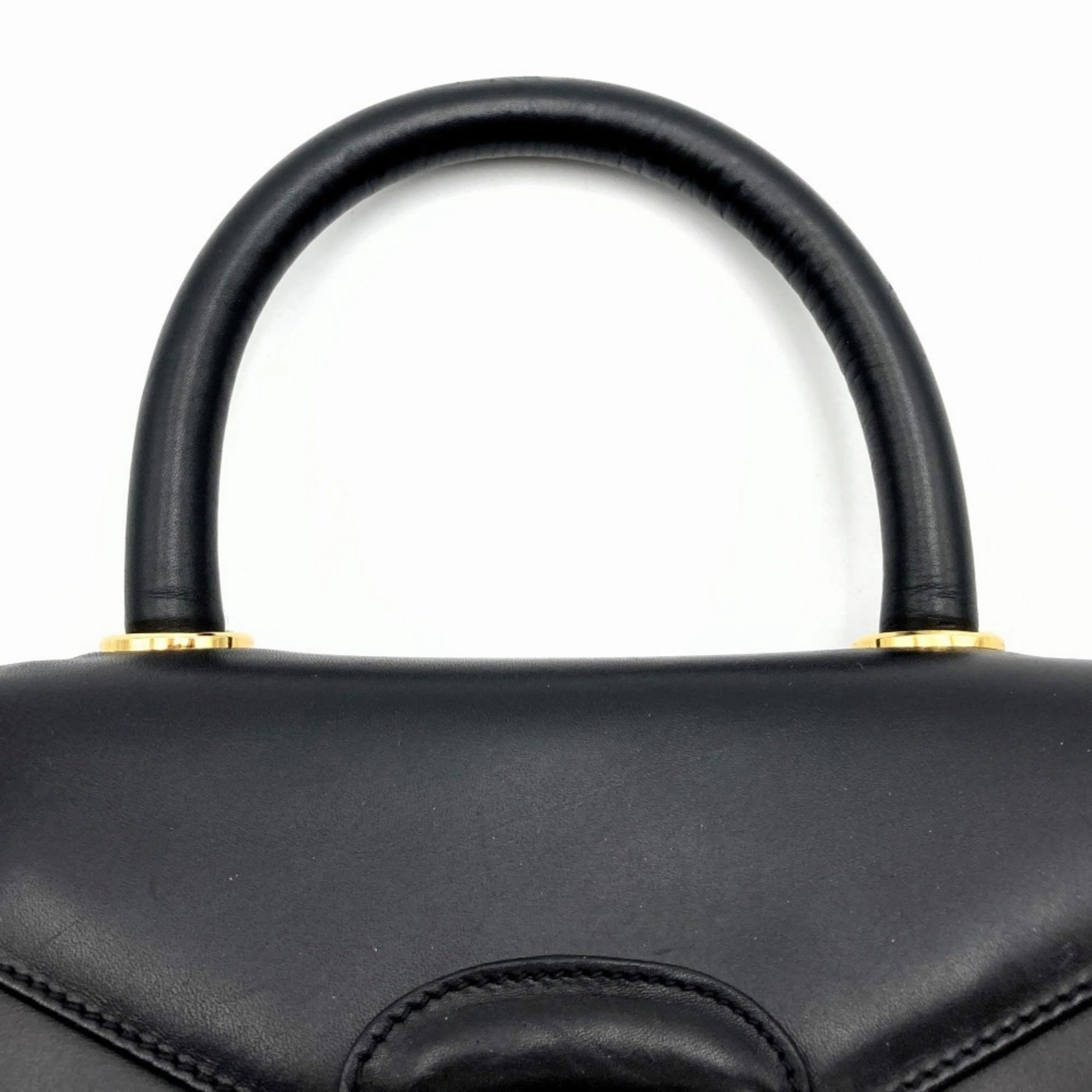 Salvatore Ferragamo  Leather Handbag (Pre-Owned)