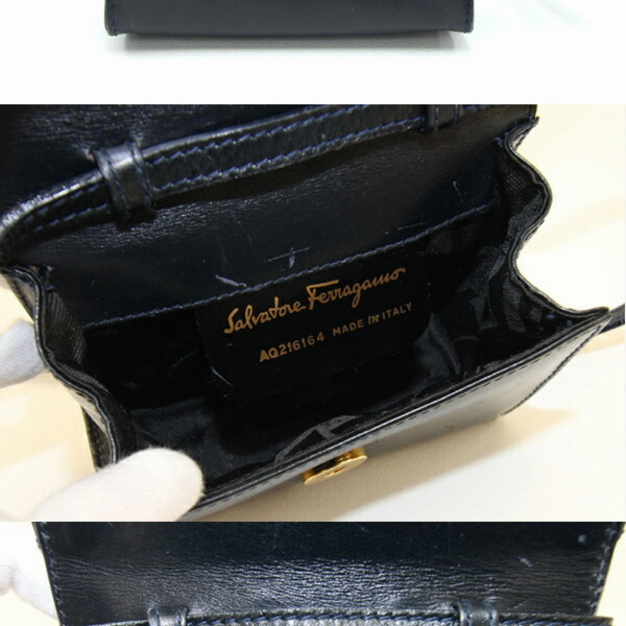 Salvatore Ferragamo Leather Pochette Shoulder Bag (Pre-Owned)