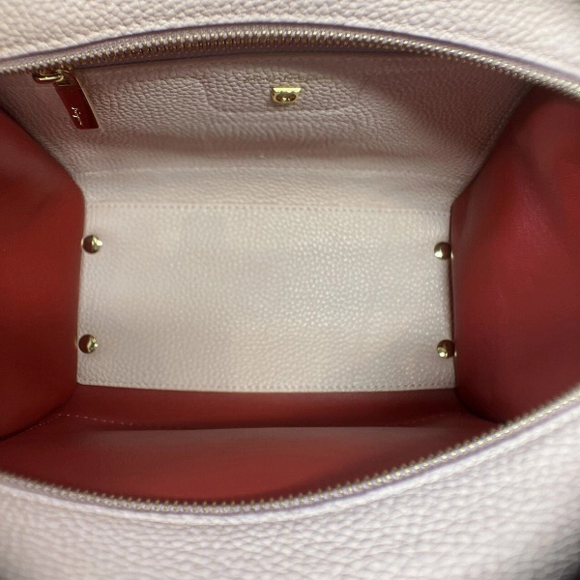 Salvatore Ferragamo pink  Color Leather Handbag Shoulder Bag (Pre-Owned)