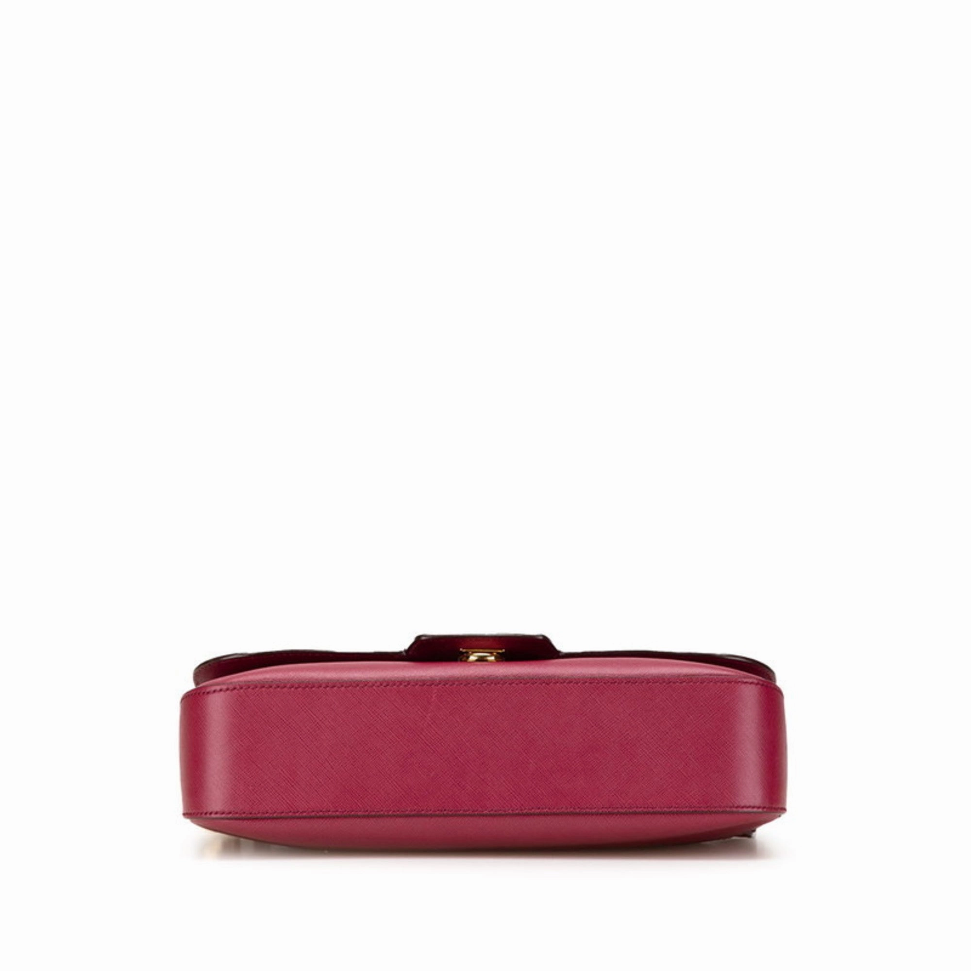 Salvatore Ferragamo pink Color Leather Shoulder Bag (Pre-Owned)