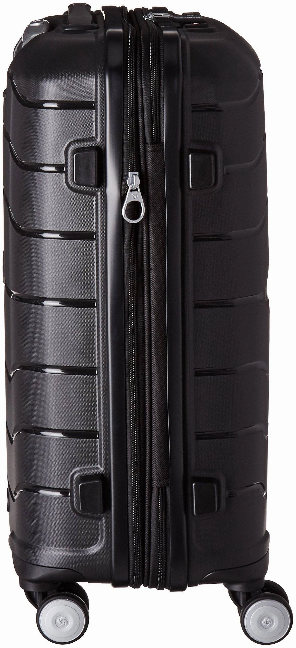 Samsonite Freeform 21" 4-Wheel Carry-On Luggage