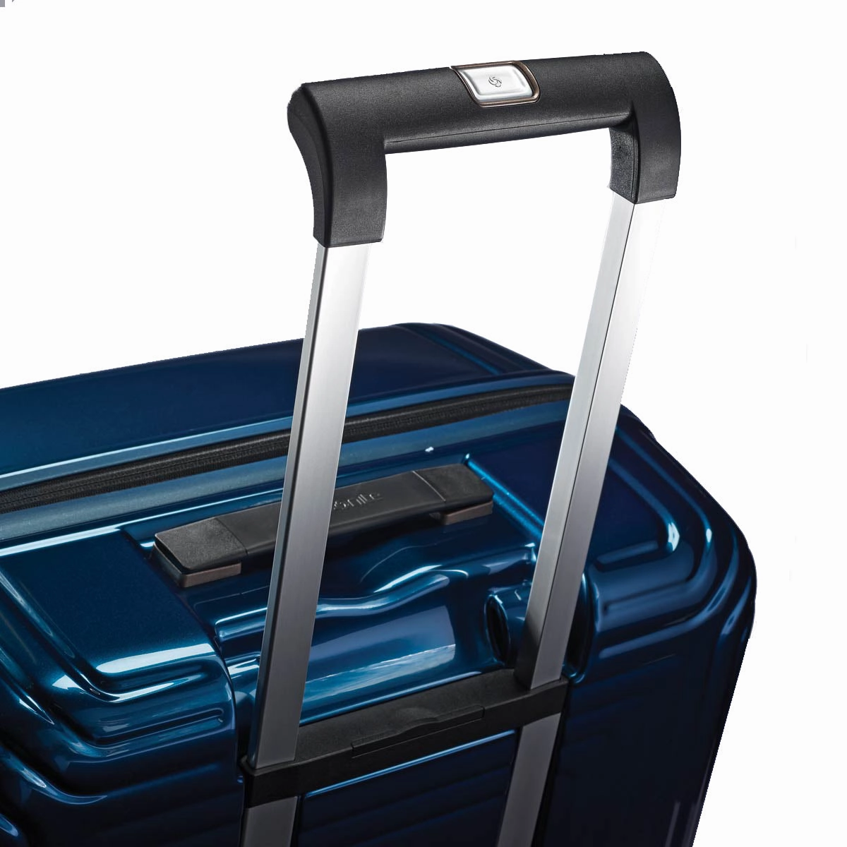 Samsonite Neopulse 20In Spinner Carry On