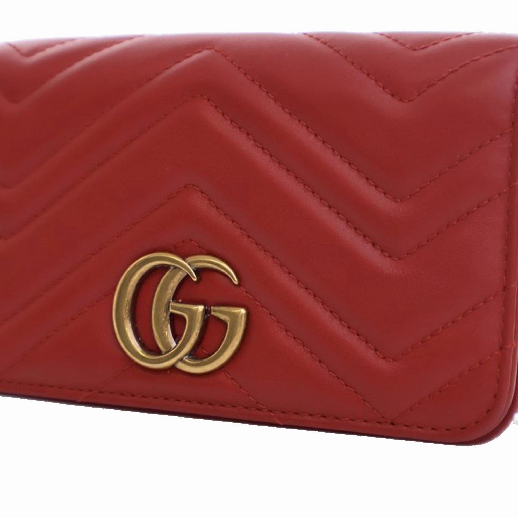 Super Mini Leather GG Marmont Matelasse Crossbody