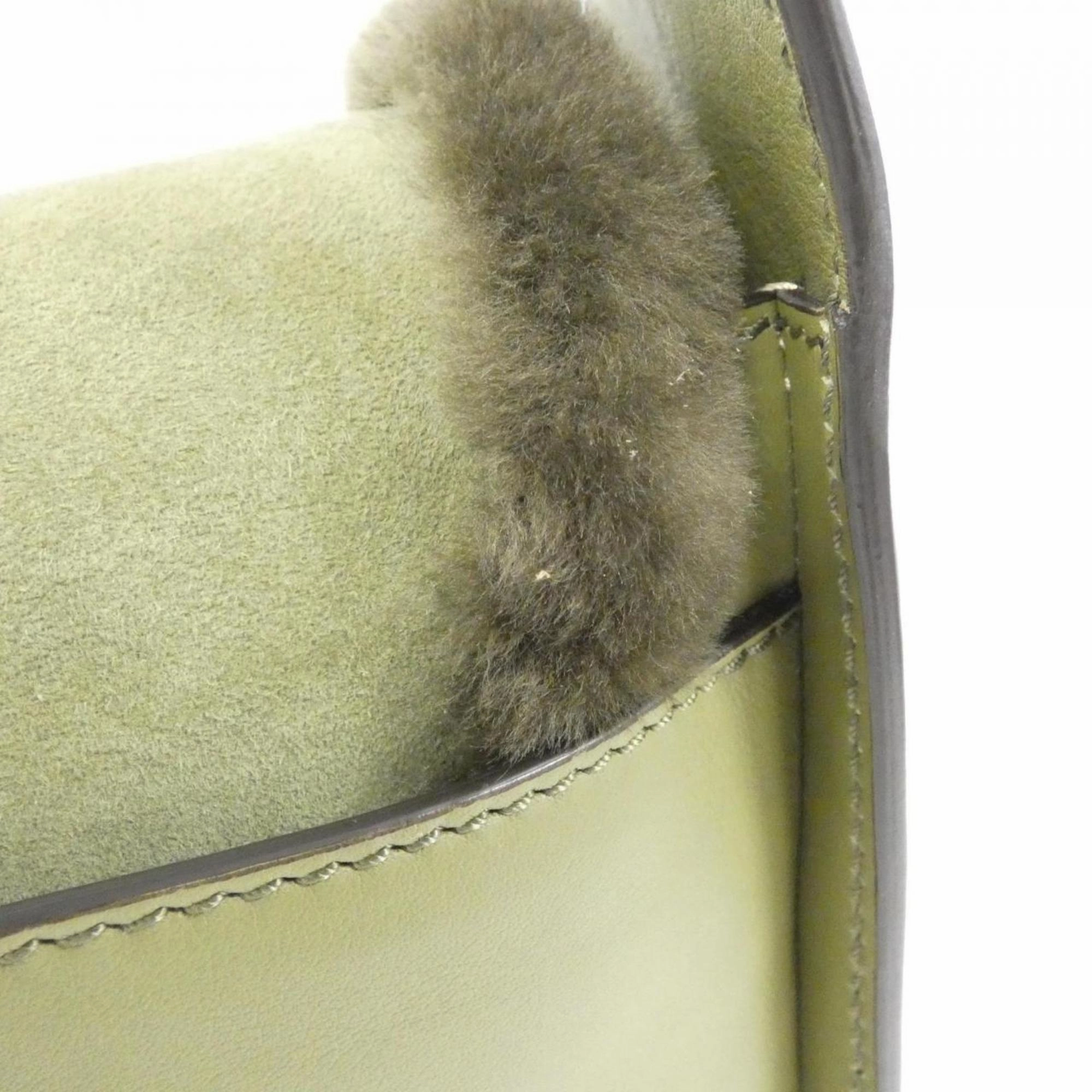 Tod's Leather Shoulder Bag (Pre-Owned)