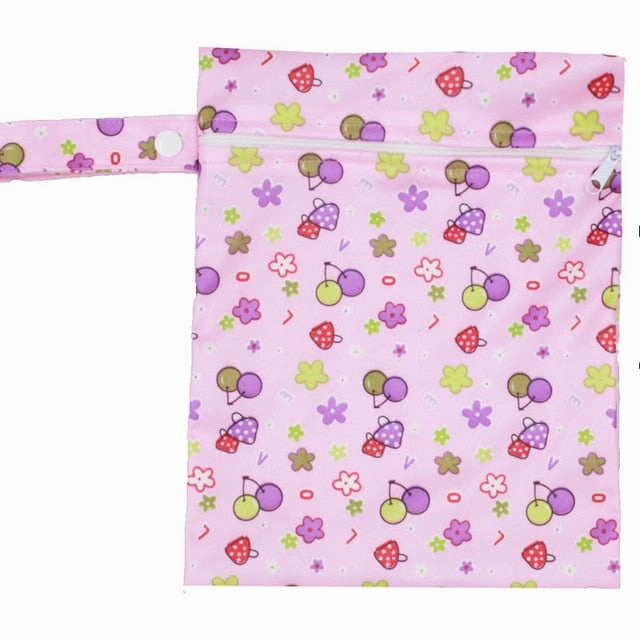 Travel PUL Wet Bags Baby Waterproof Cloth Diaper Bag Single Zipper Print Reusable Baby Nappy Wet Dry Bags Wetbags 25x20cm