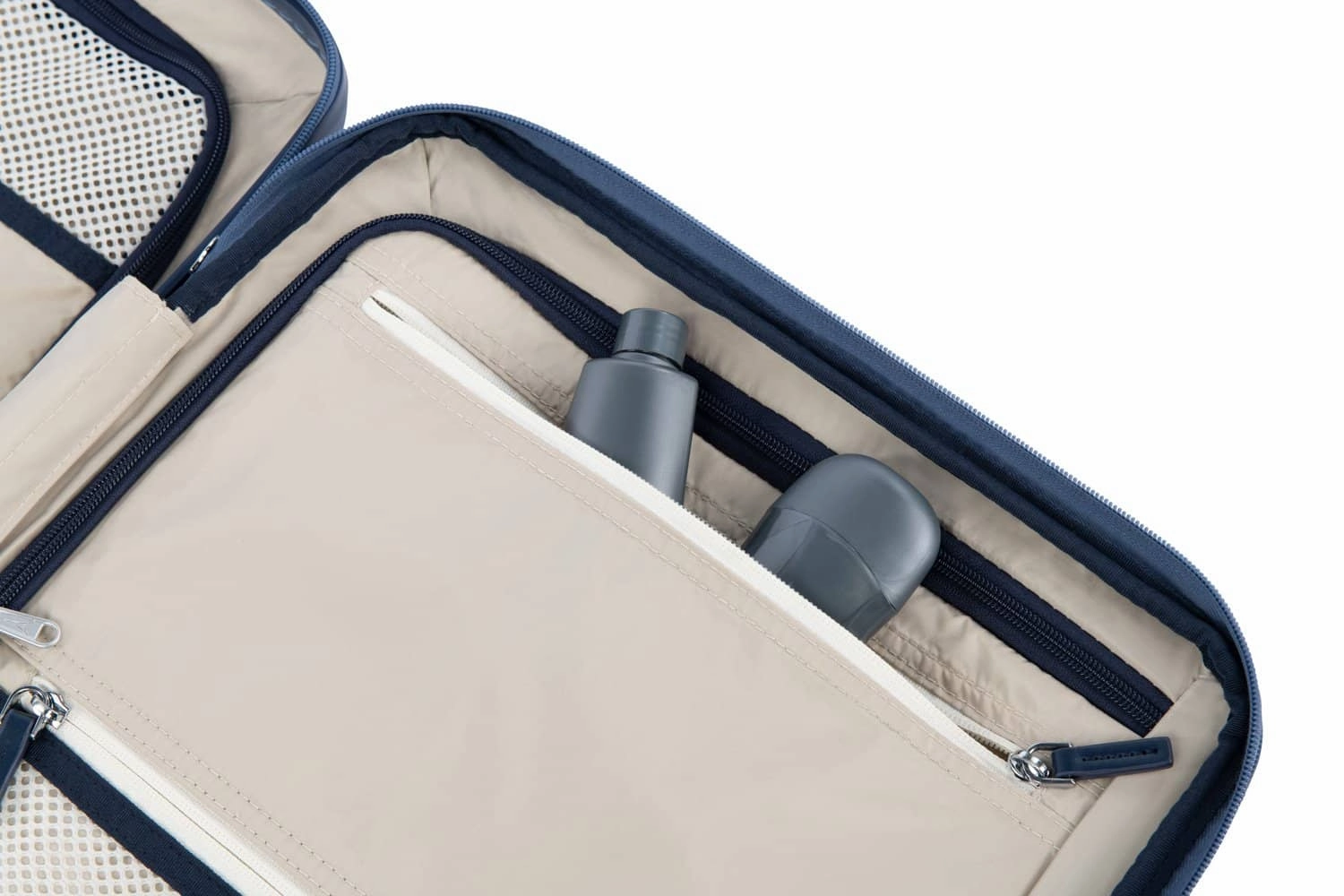 Travelpro Platinum Elite Carry-on Expandable Hardside Spinner Luggage