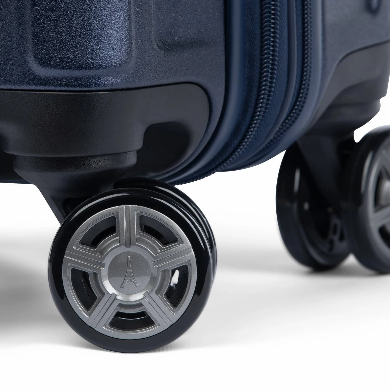 Travelpro Platinum Elite Carry-on Expandable Hardside Spinner Luggage