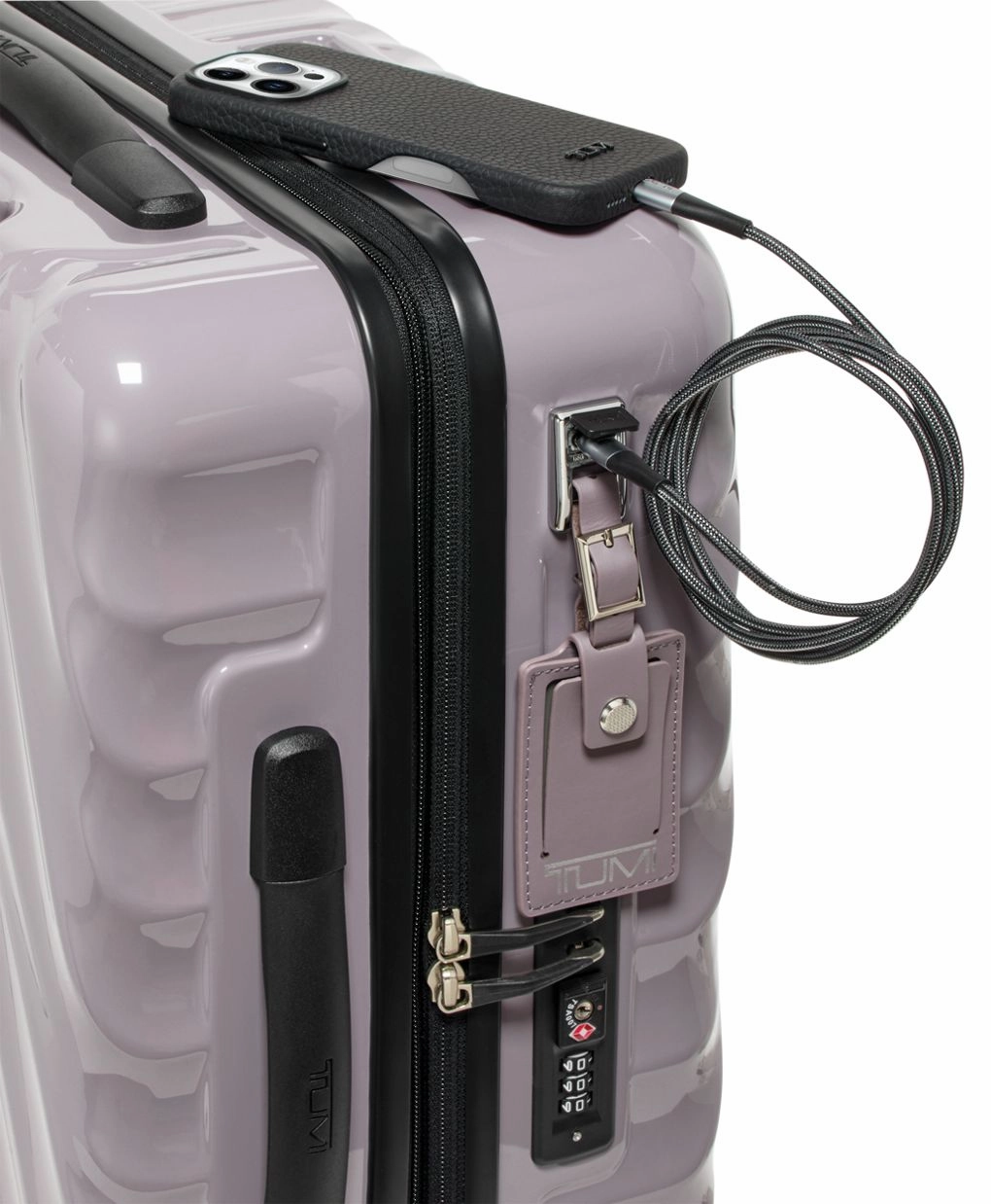 Tumi 19 Degree Continental Expandable 4 Wheeled Carry-On